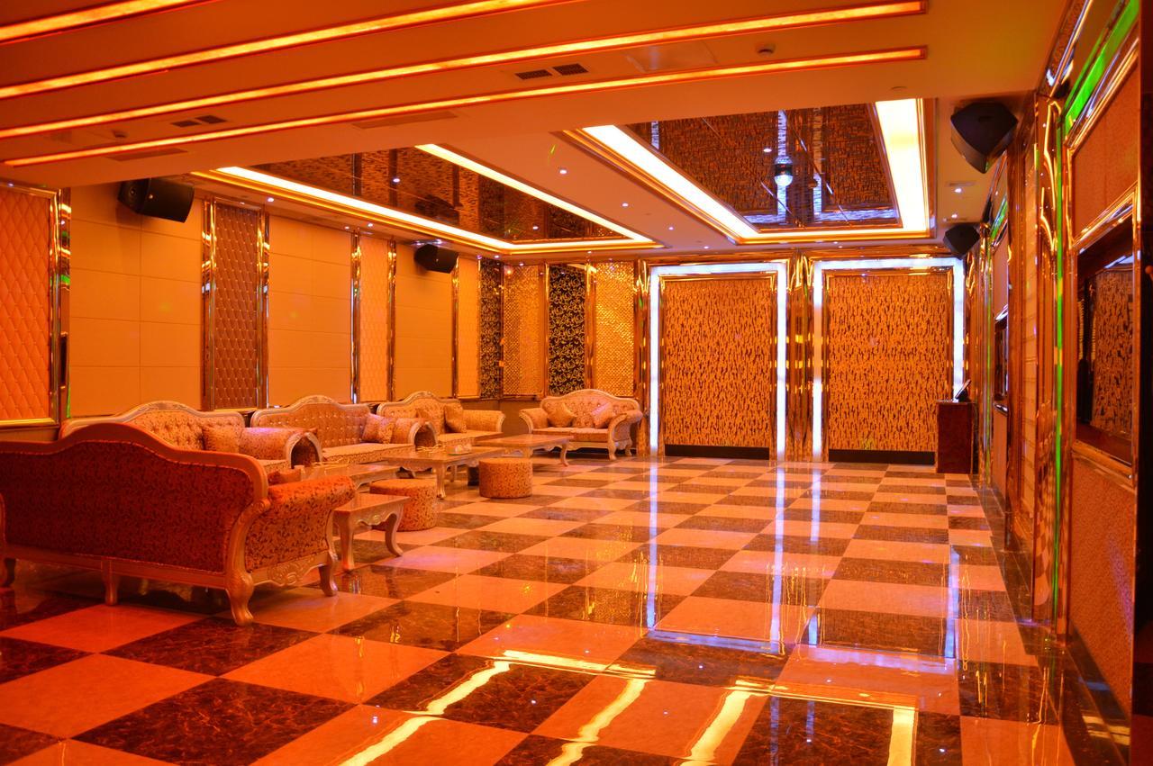 Yinruilin International Hotel Куньмин Экстерьер фото