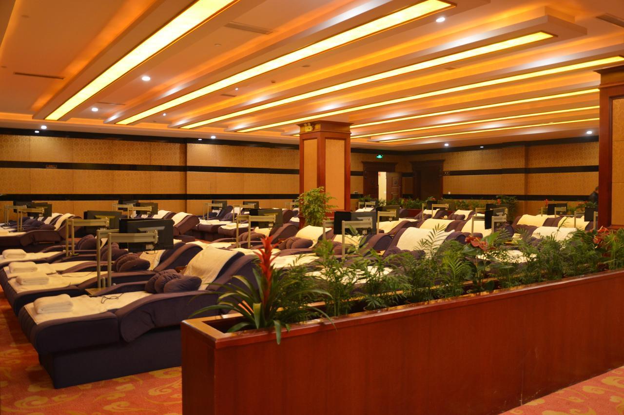 Yinruilin International Hotel Куньмин Экстерьер фото